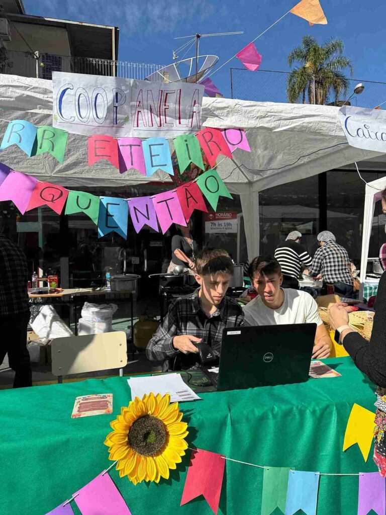 Cooperativas estudantis Colégio Concórdia Festa Julina
